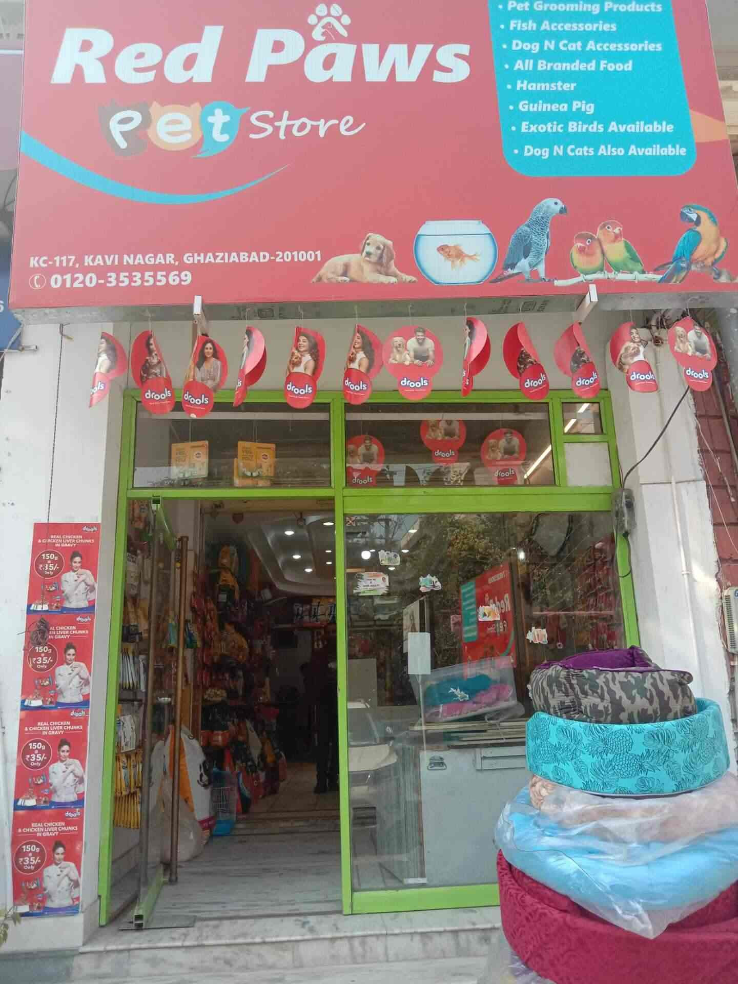Red Paws Pet Store